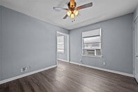 Building Photo - 1919 McDuffie St