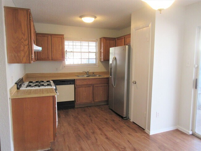 Building Photo - 12321 Patron Dr