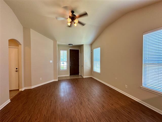 Building Photo - 16024 Alvarado Dr
