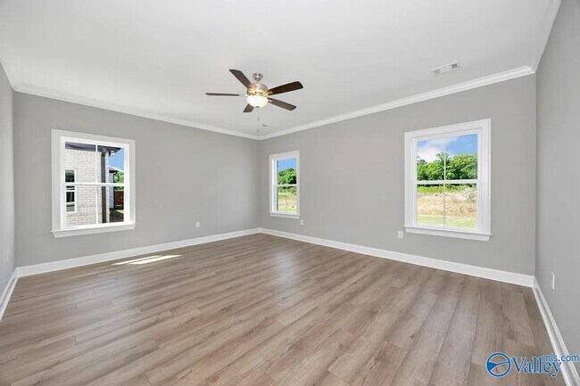 Building Photo - 16535 Hamilton Pl