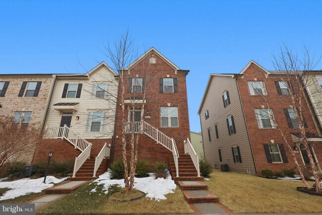 Building Photo - 18091 Red Cedar Rd