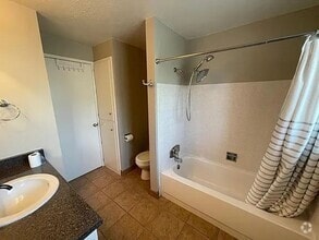 Building Photo - 4367 S Gordon Ln