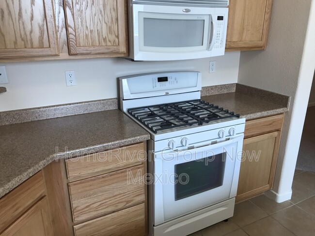 Building Photo - 2148 S Ensenada Cir SE