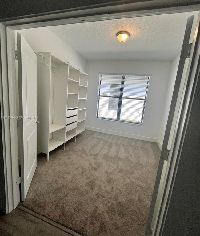 Building Photo - 5621 Cassidy Ln