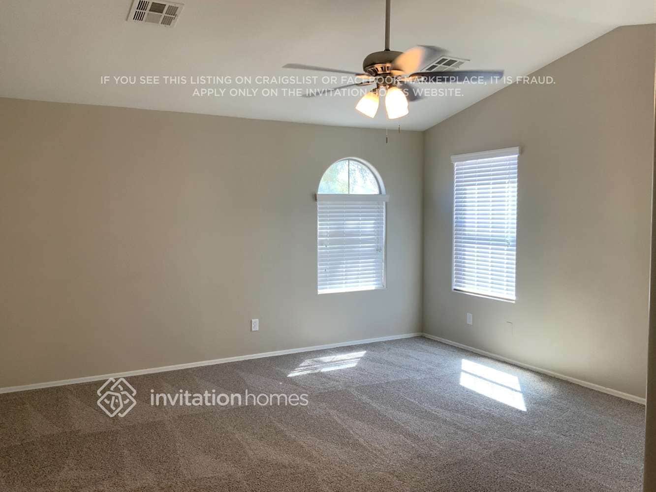 Building Photo - 3812 W Goldmine Mountain Dr