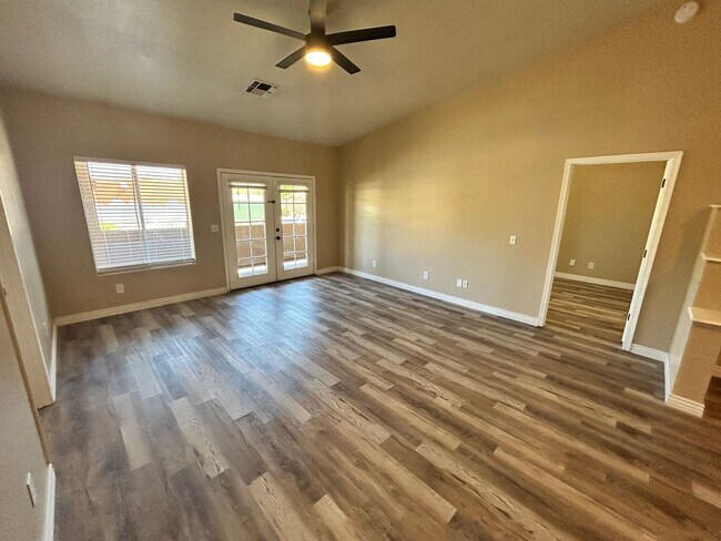 Building Photo - 5777 S Jacaranda Rd