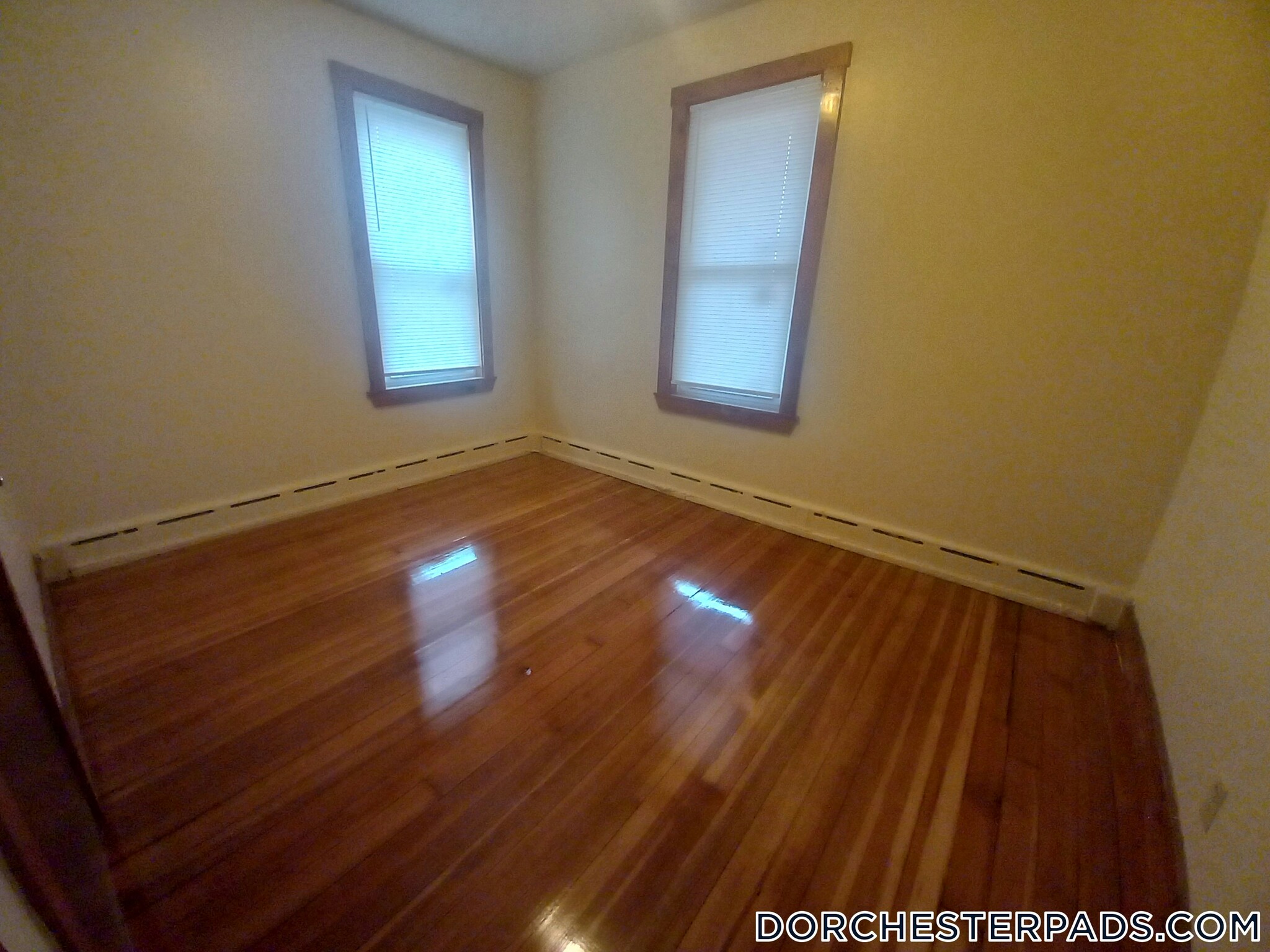 Building Photo - 125 Capen St