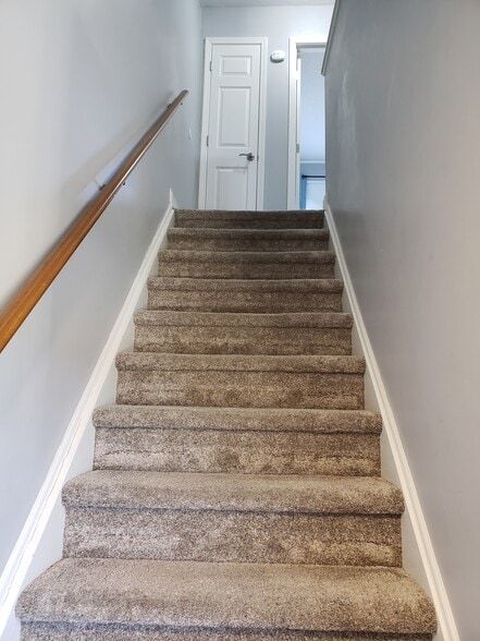 Stairs between floors - 5 Downing St