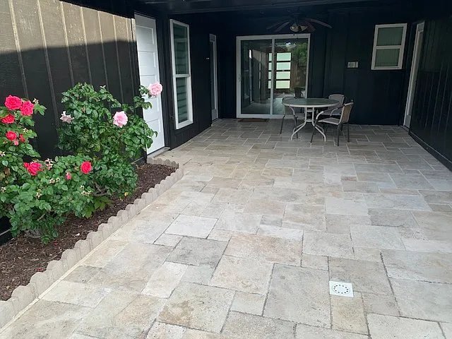 Building Photo - 2724 Mollimar Dr