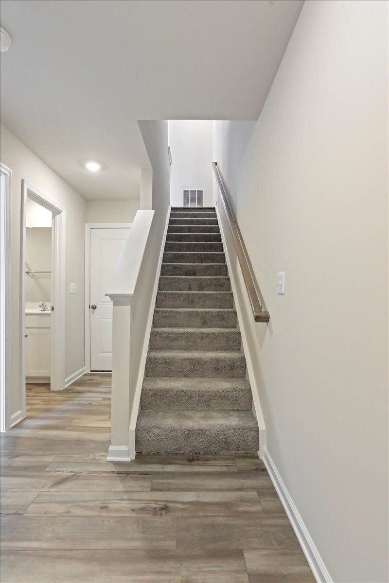 Building Photo - 331 Sandy Bottom Cir