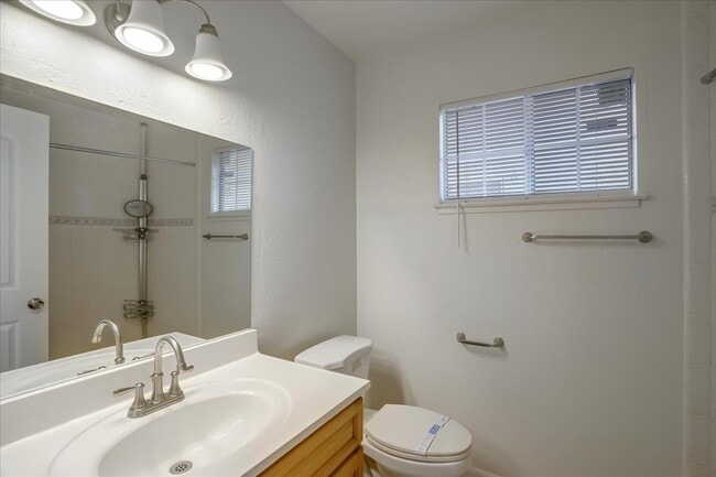 Building Photo - 47450 Cholla St