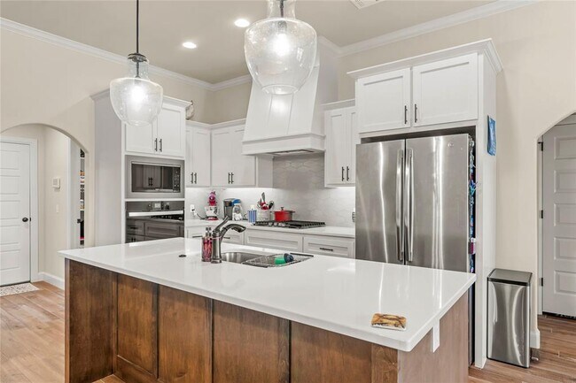 Building Photo - 2253 N Payton Ct