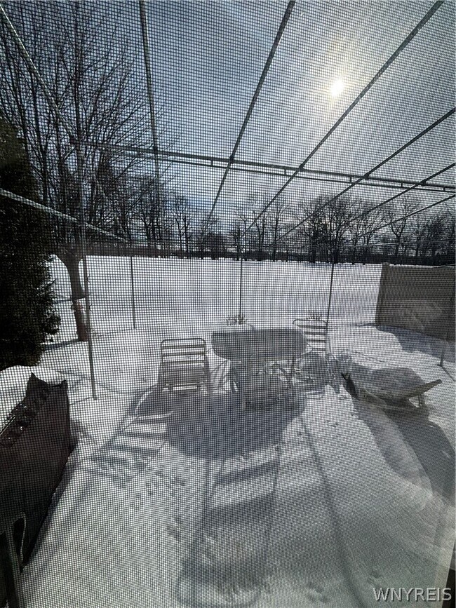 Building Photo - 3011 Cloverbank Rd