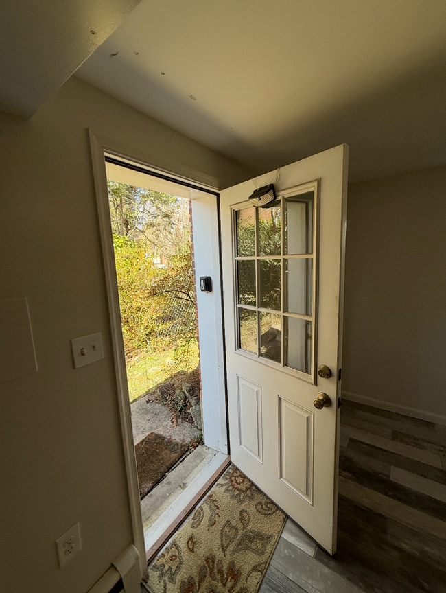 Building Photo - 6711 Park Hall Dr