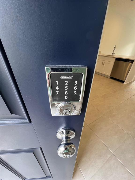 Building Photo - 2983 Skyline Lp