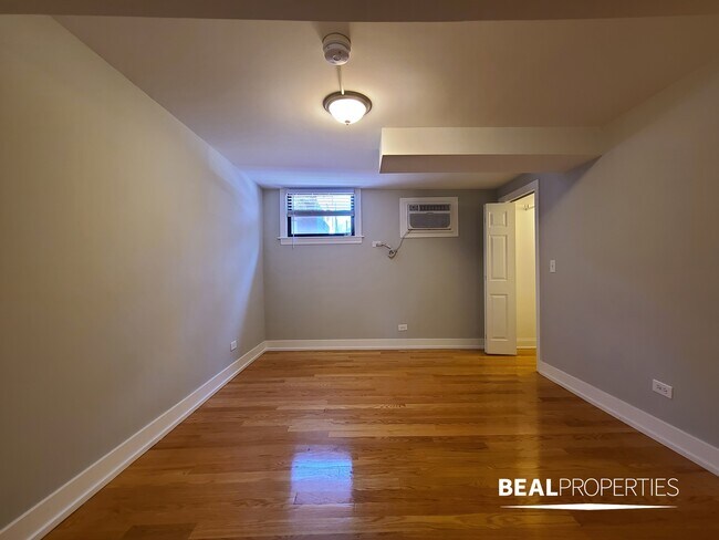 Building Photo - 2906 N Mildred Ave