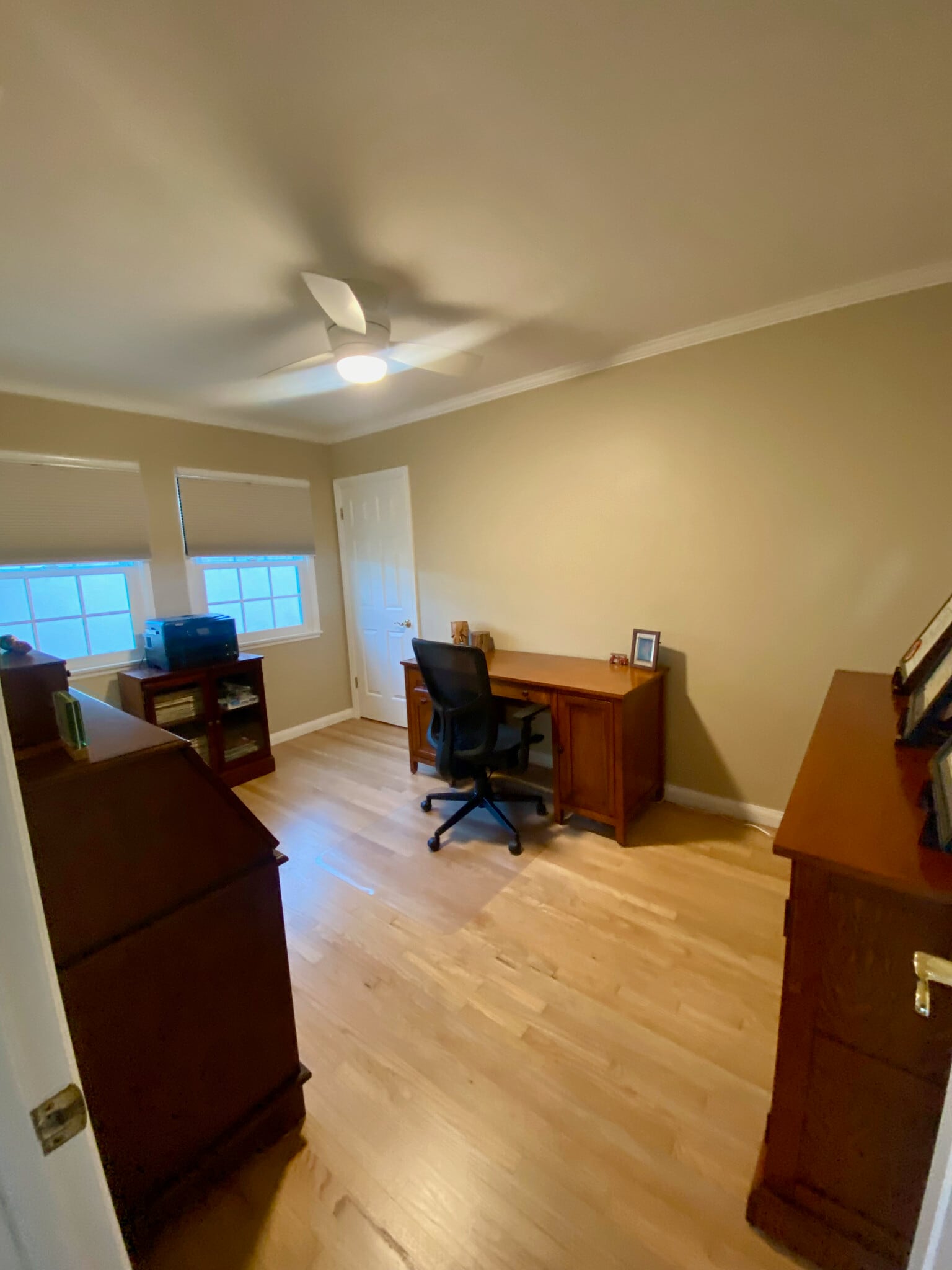Bedroom 3. Door to kitchen - 21806 Redbeam Ave