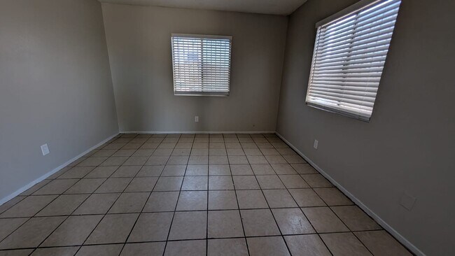 Building Photo - magn2524(NLV-W)  (PRB)