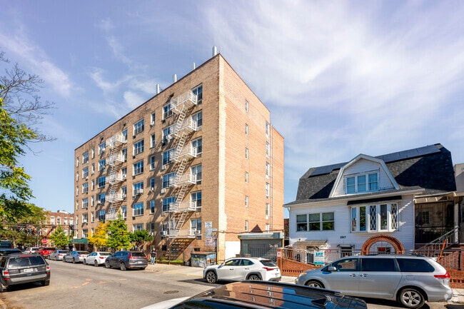 Building Photo - Erynn 5 Apartments