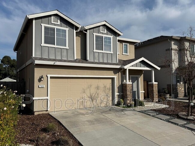 Building Photo - 709 Ephesus Ave