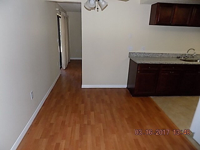 Building Photo - Exceptional 3/2/1 Home in Hudson