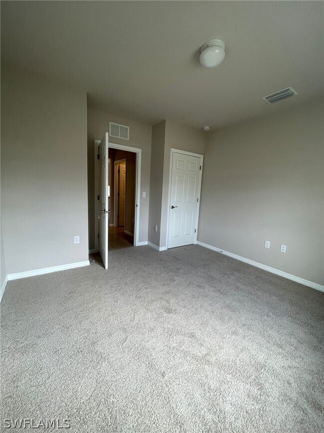 Building Photo - 5215 Butte St