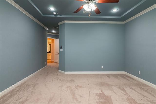 Building Photo - 1231 Huron Dr