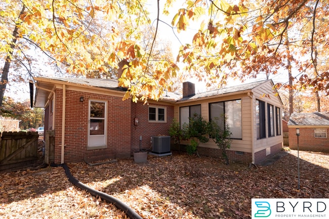 Building Photo - 2144 Skipwith Rd