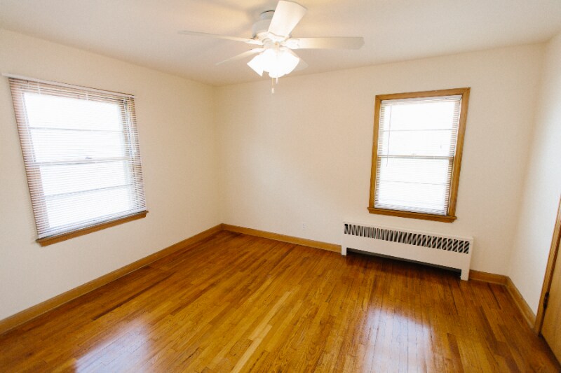 Building Photo - 608 N 90th St
