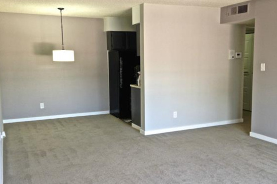 dining area - 7755 E Quincy Ave