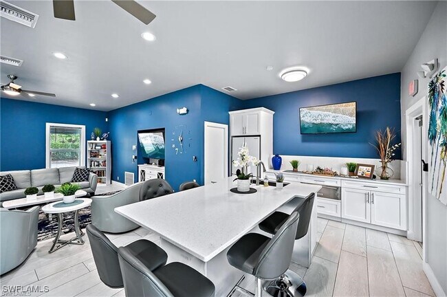 Building Photo - 3740 Fieldstone Blvd