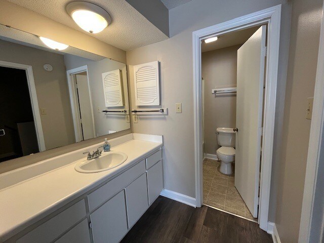 Building Photo - 2510-202 Avent Ferry Rd