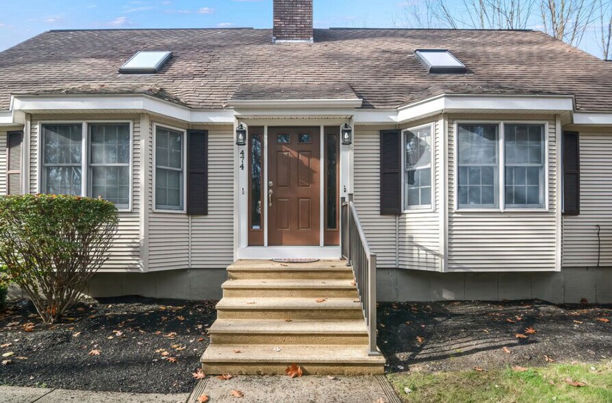 Building Photo - 474 Rochdale St