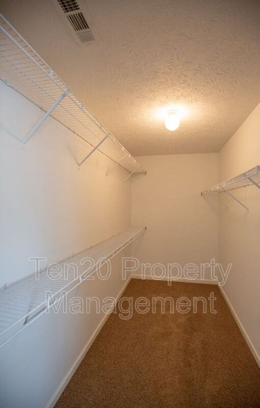 Building Photo - 734 Williams Ave