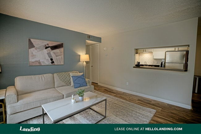 Building Photo - 801 Cahaba Forest Cove