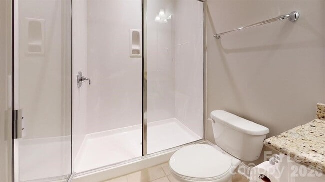 Building Photo - 1220 Madison Towns Ln