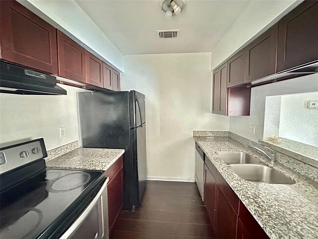 Building Photo - 12658 Ashford Meadow Dr