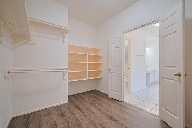 Building Photo - 3630 Shady Grove Dr
