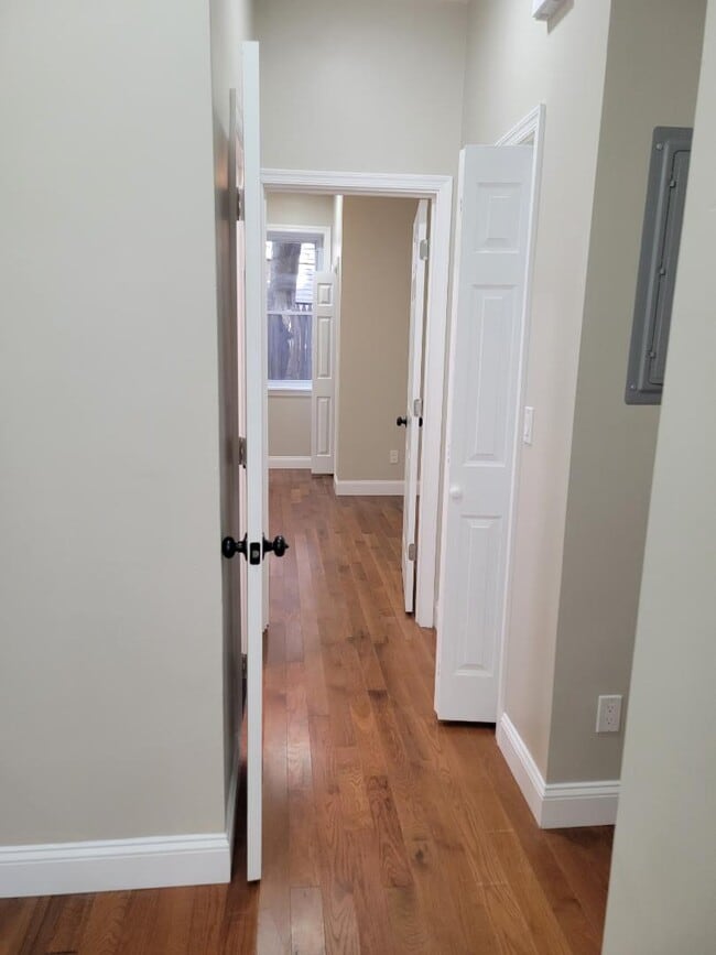 Building Photo - 3140 N Rosewood St