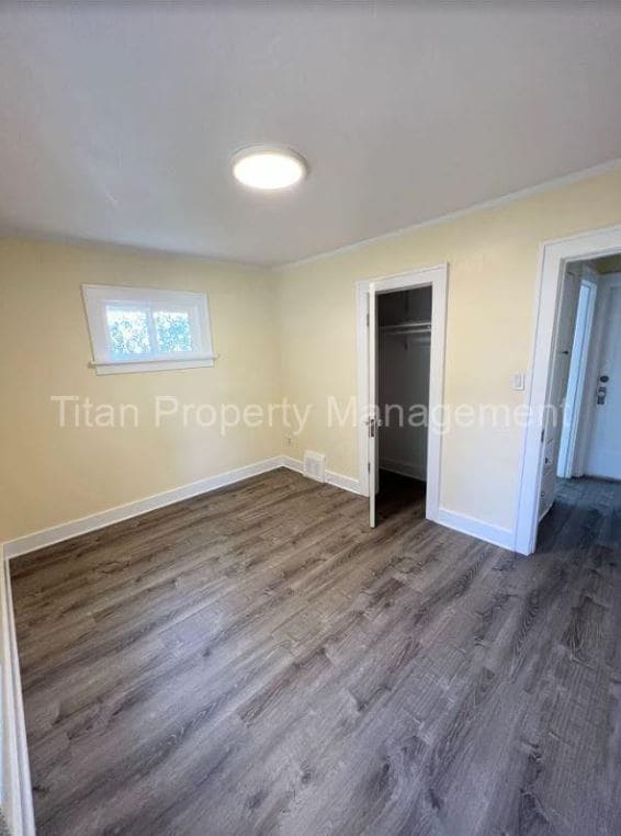 Building Photo - Charming 2-Bedroom Retreat in Portland – Cozy Living in 780 Sq Ft!