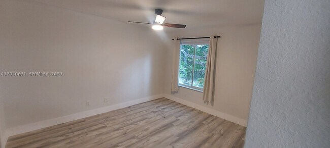 Building Photo - 13060 Vista Isles Dr
