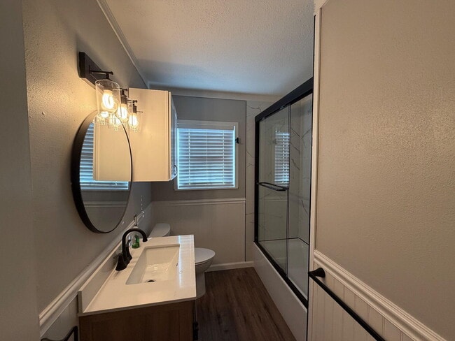 Building Photo - 2703 30th St