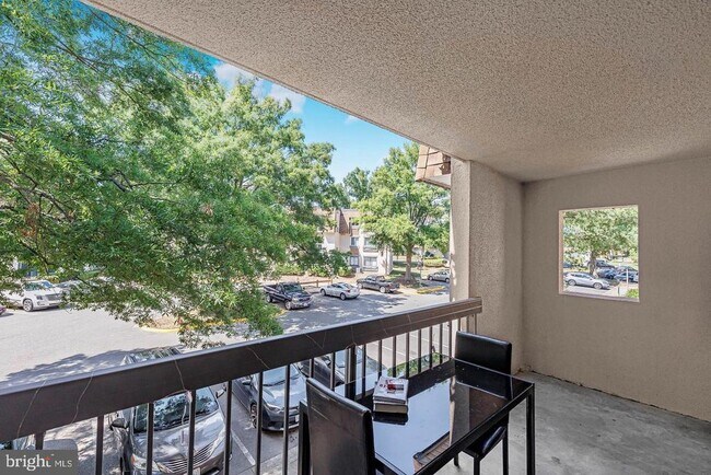 Building Photo - 3808 Laramie Pl