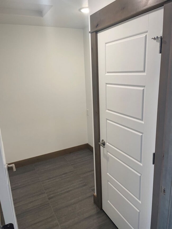 Building Photo - 36 Johnny Walker Ln