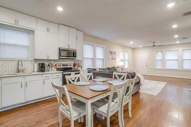 Building Photo - 3103 Odessa Ave