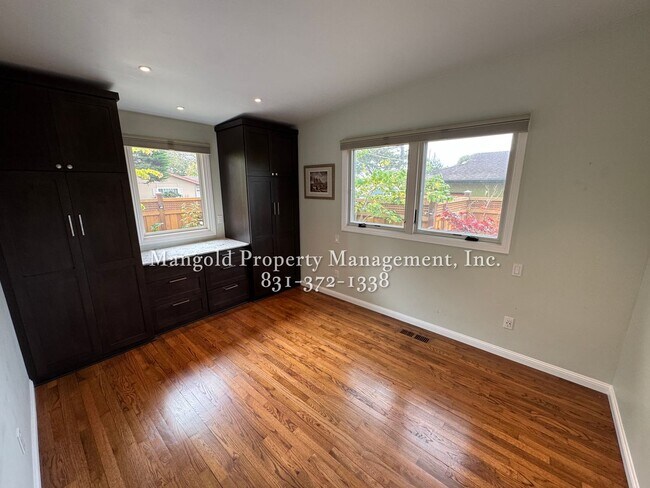 Building Photo - Stylish 2-Bed, 2-Bath Corner Lot Home with Modern Design and Spacious Outdoor Areas