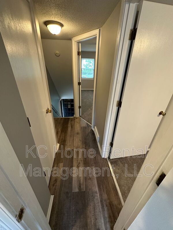Building Photo - 6753 N Askew Cir