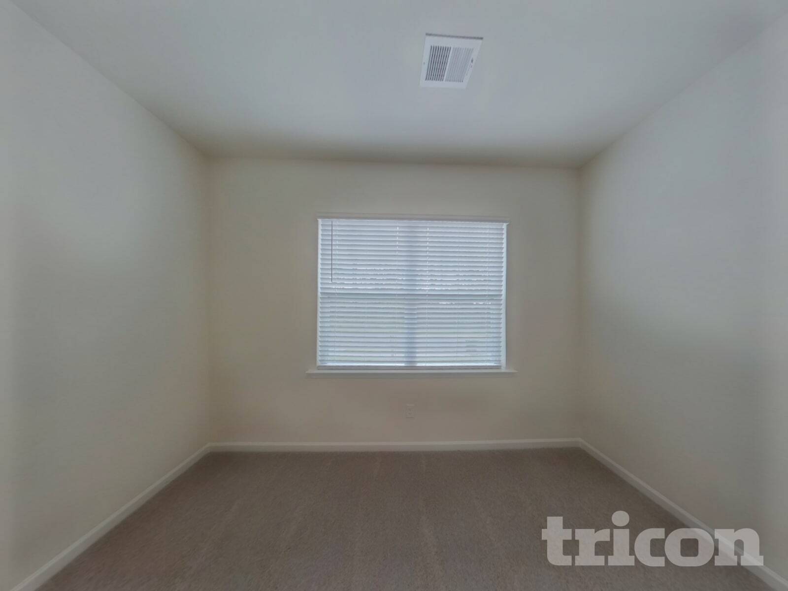 Building Photo - 1079 Staghorn Ave