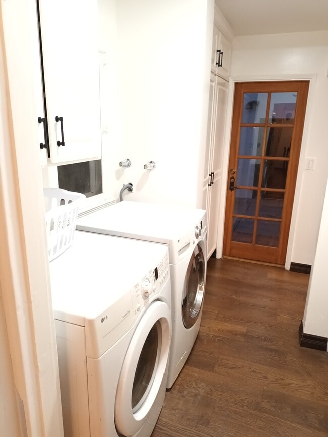 Building Photo - 359 Heather Heights Ct