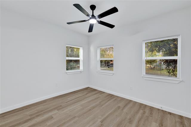 Building Photo - 326 W Rainey St